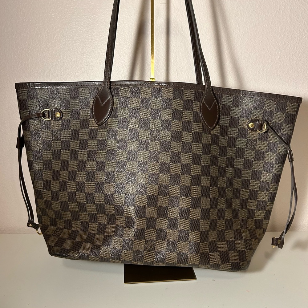 *** SOLD❌LV Damier Ebene MM❌***